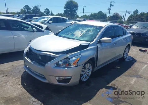 2013 Nissan Altima 2.5/S/Sv/Sl z USA, uszkodzony, nr VIN 1N4AL3APXDN435177